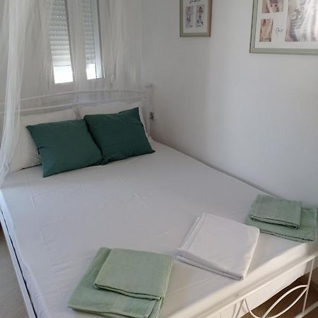 Lucky Suite Heraklion Exteriör bild