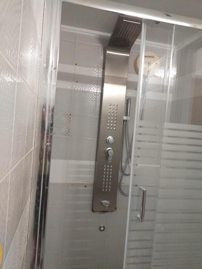 Lucky Suite Heraklion Exteriör bild
